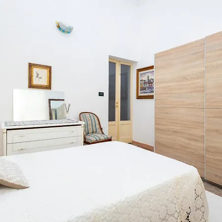شقة Casa Sironi